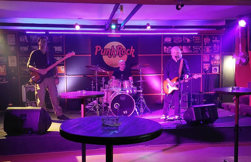 Norman Beaker - bluz čarobnjak u Palanci